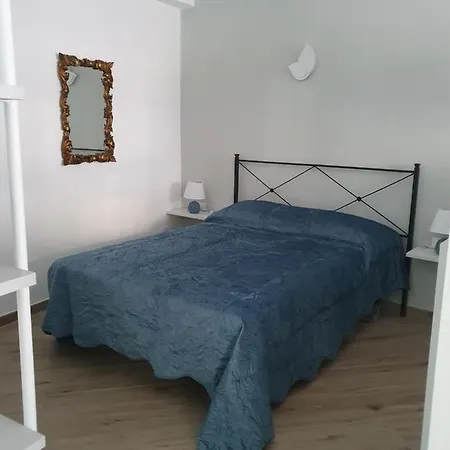 La Casa Di Ia 韦尔纳扎