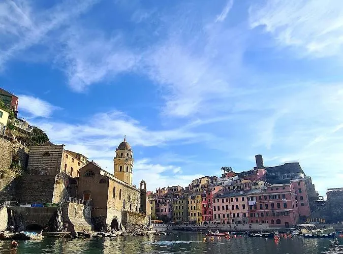 La Casa Di Ia Apartman *